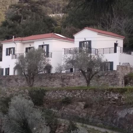 Eri Rooms To Let Raches  Extérieur photo