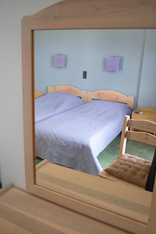 Eri Rooms To Let Raches  Extérieur photo